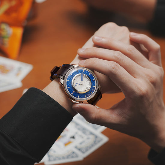 Player Series Red Sic Bo Automatic Watch Lucky Harvey TIMEMASTER